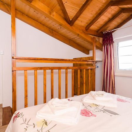 Apartments Leviana 사플루나라 객실 사진