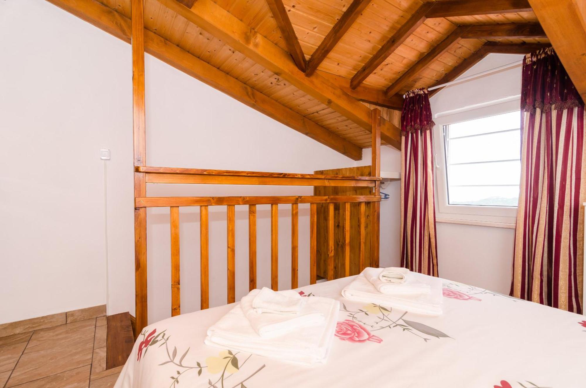 Apartments Leviana 사플루나라 객실 사진