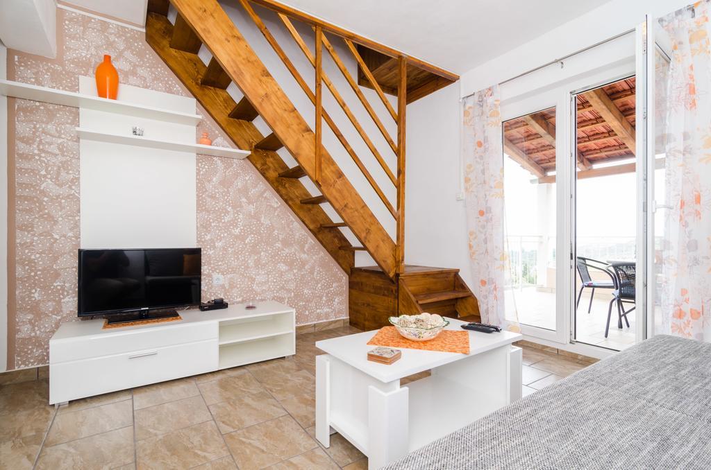 Apartments Leviana 사플루나라 외부 사진