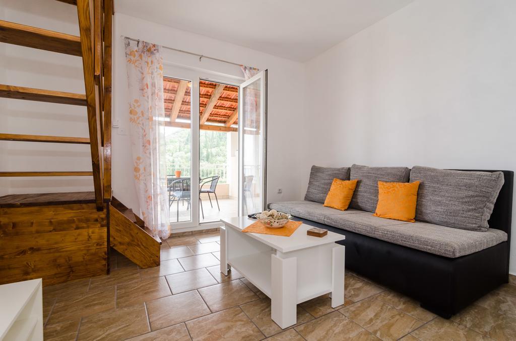 Apartments Leviana 사플루나라 외부 사진